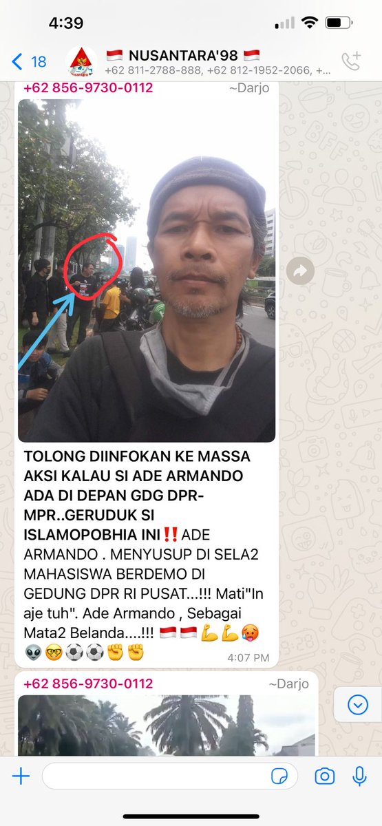 AnakLolina2's tweet photo. Gaes, grup WA yg muat info tentang Ade Armando di isi oleh salah satu tim khusus kepresidenan bernama Ari Supit.

Siapa dia sebenarnya &amp; kenapa bisa lolos di jantung pemerintahan. https://t.co/45B49rb1NP