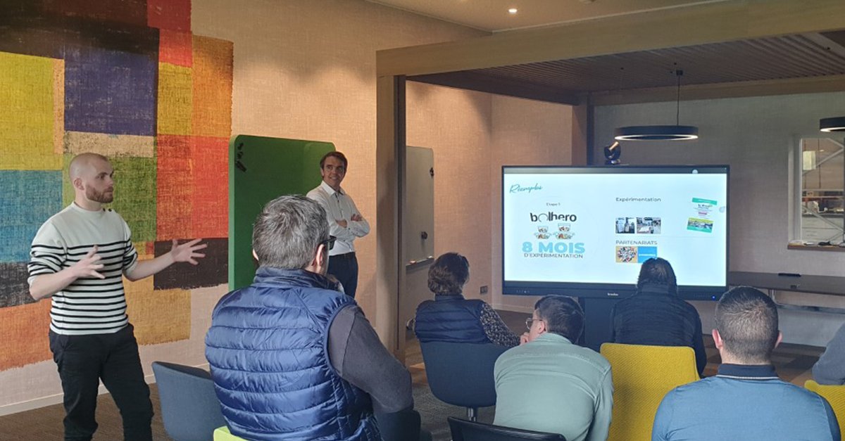 MBPack_fr's tweet photo. 📍 Vendredi dernier a eu lieu notre première réunion du personnel 2022 !
Au programme :
👉 Point sur les résultats du 1er trimestre
👉 Présentation de l'état d'avancement des projets en cours
🍹 Un joli moment d'équipe !
#mbpack #team #teamspirit https://t.co/rPrKCBjLSd