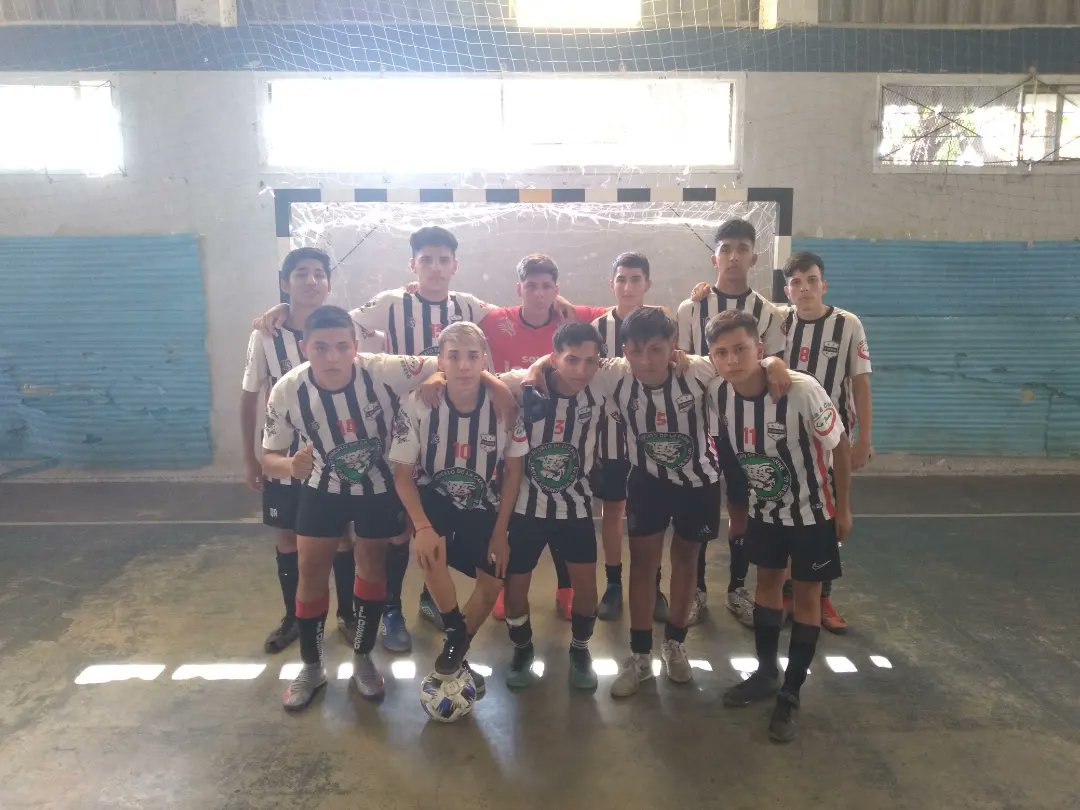 Riestrafutsal's tweet photo. AFA - INFERIORES
FECHA 1
Estos fueron los resultados:
4ta 👎🏼 7-1
5ta 👍🏼 5-4
6ta 👎🏼 3-0
7ma 👍🏼 1-0
8va 👎🏼 1-0
3ra 👎🏼 3-0 https://t.co/j9BqVNNt8t