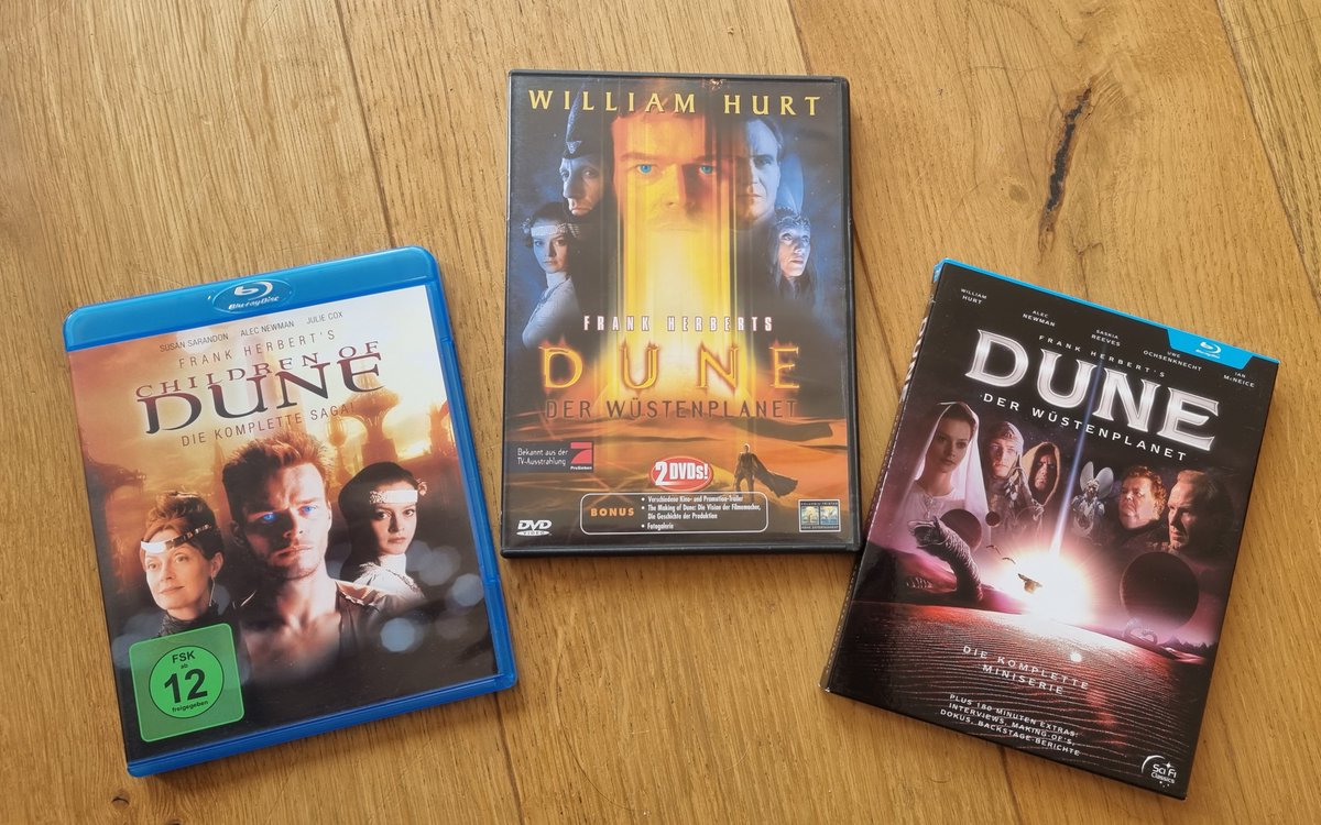 kdimmek's tweet photo. @lore_party @abu_zafar @LeoWigginsVO @SYFY Why buy the DVD...

... when you could buy the DVD and the Blu Rays 🤘

#Dune #DuneMiniSeries #IrulanRocks #Wormboy https://t.co/SvvEdGv49m
