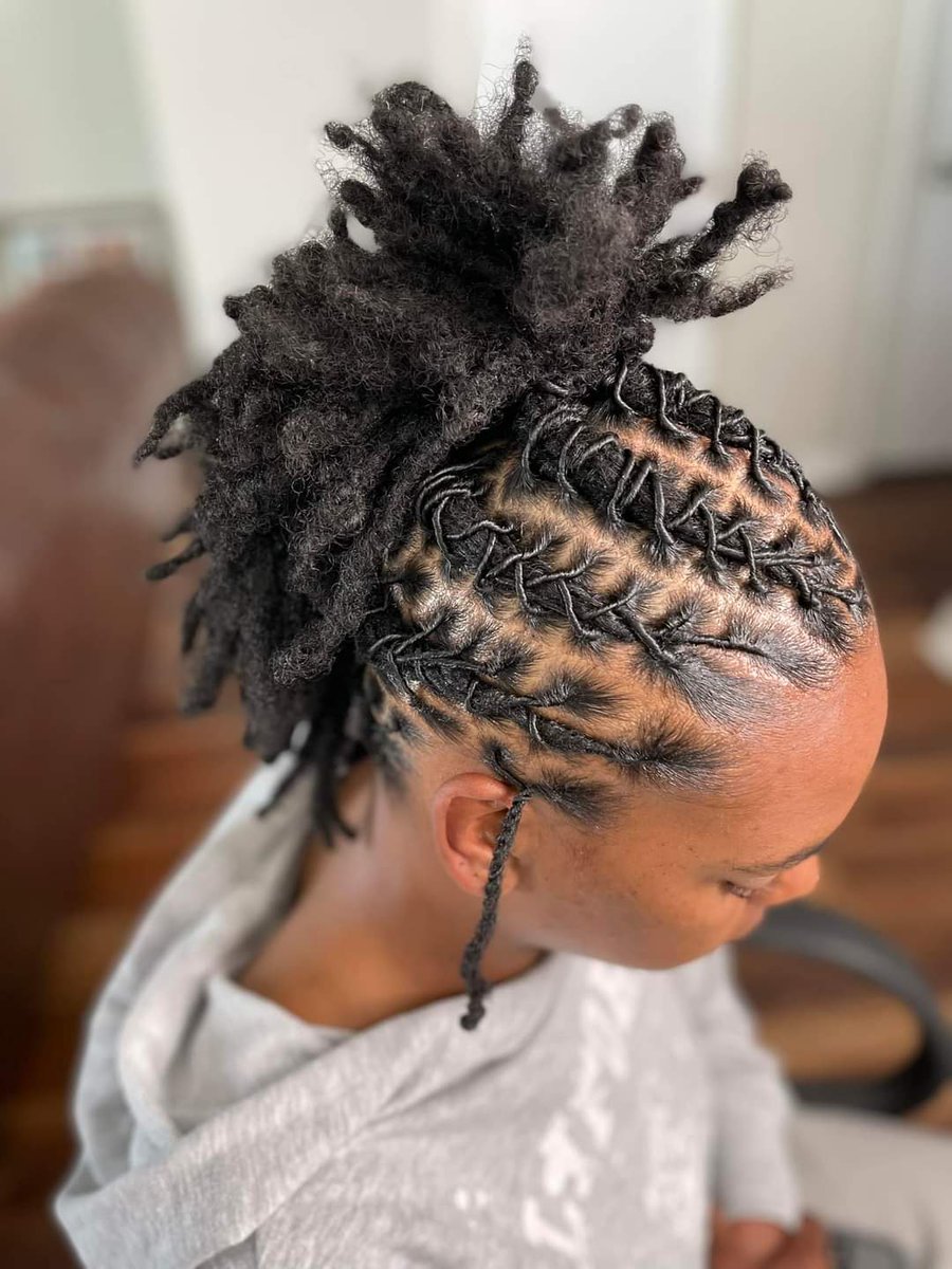 _kjadeec's tweet photo. It's the growth for me 😍 11 months in 🤞🏾❤❗ https://t.co/iTXvoo36uV