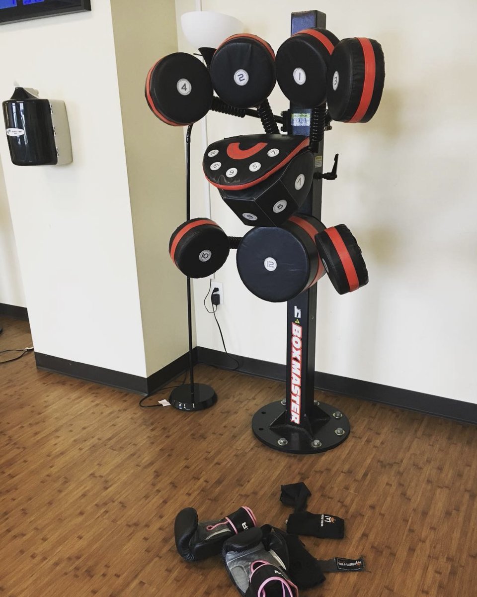 ymcashr's tweet photo. Did you know that all Group Exercise Classes are included with your YMCA Membership?! No extra add-on or punch card to hassle with. With a wide variety of offerings, the hardest part will be figuring out which class to attend!
#ymcashr
#fitness
https://t.co/BTWdKzyzLC https://t.co/LMQCAQD6XW