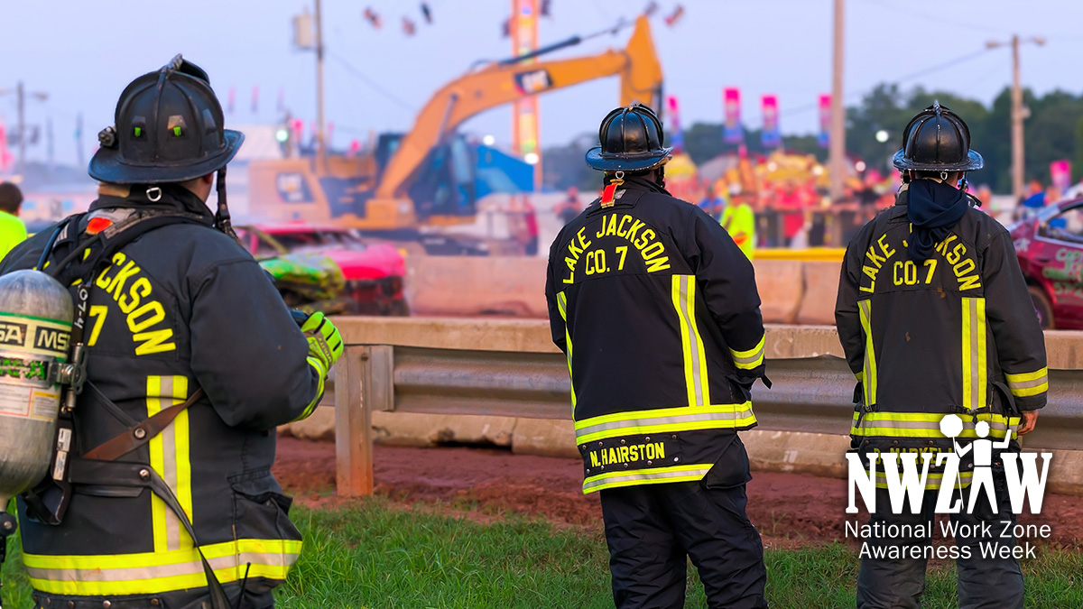 ATSSAHQ's tweet photo. On average, a #workzone crash occurs every 5.4 minutes. During National Work Zone Awareness Week help #ATSSA spread the word. Work zones are a sign to slow down. https://t.co/oJIuQegdek. #NWZAW #WorkZoneSafety
@USDOTFHWA @USDOTFHWA @VaDOT @OSHA_DOL @NHTSAgov @aashtospeaks @ARTBA https://t.co/JM2N4dgNNf