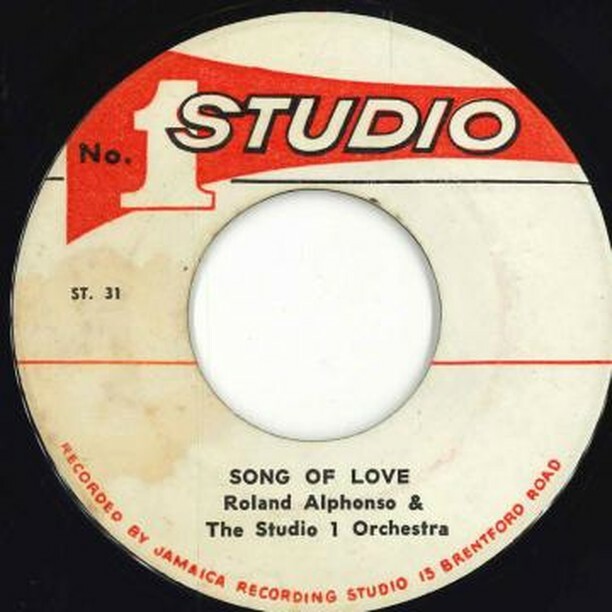 dubstorerecords's tweet photo. ［ReggaeCollector］Listed 17 Vintage Ska to Roots 7"s!!https://t.co/ENGfG79Mpk #reggae #vinyl #7inch #record #ska #rocksteady #earlyreggae #skins #rootsreggae #funkyreggae #soulfulreggae #dancehall #ragga #deejay #calypso #jamaica #dubstore #dub #newroo… https://t.co/OV35OpqE0d https://t.co/R8z8R7RVOs