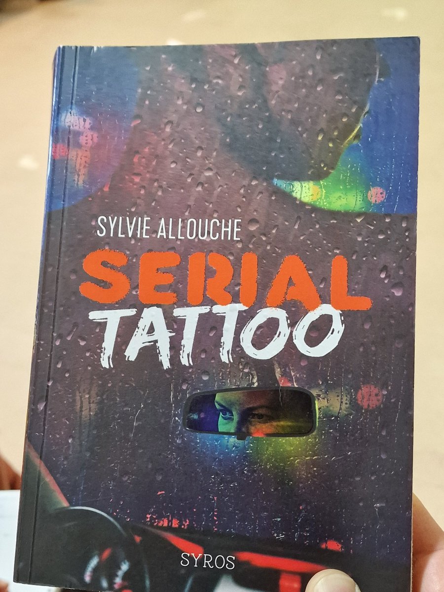 clgpierreloti's tweet photo. Visite au collège de l'auteure Mme Sylvie Allouche dans le cadre du prix littéraire ADOpte un livre avec une classe de 3ème. Merci à Mme Solignat, professeure, pour son implication dans la mise en place de cette action. @acpoitiers @DSDEN17 @departement17 @VSolignat @SMarcilly https://t.co/cI8tKNLWz9