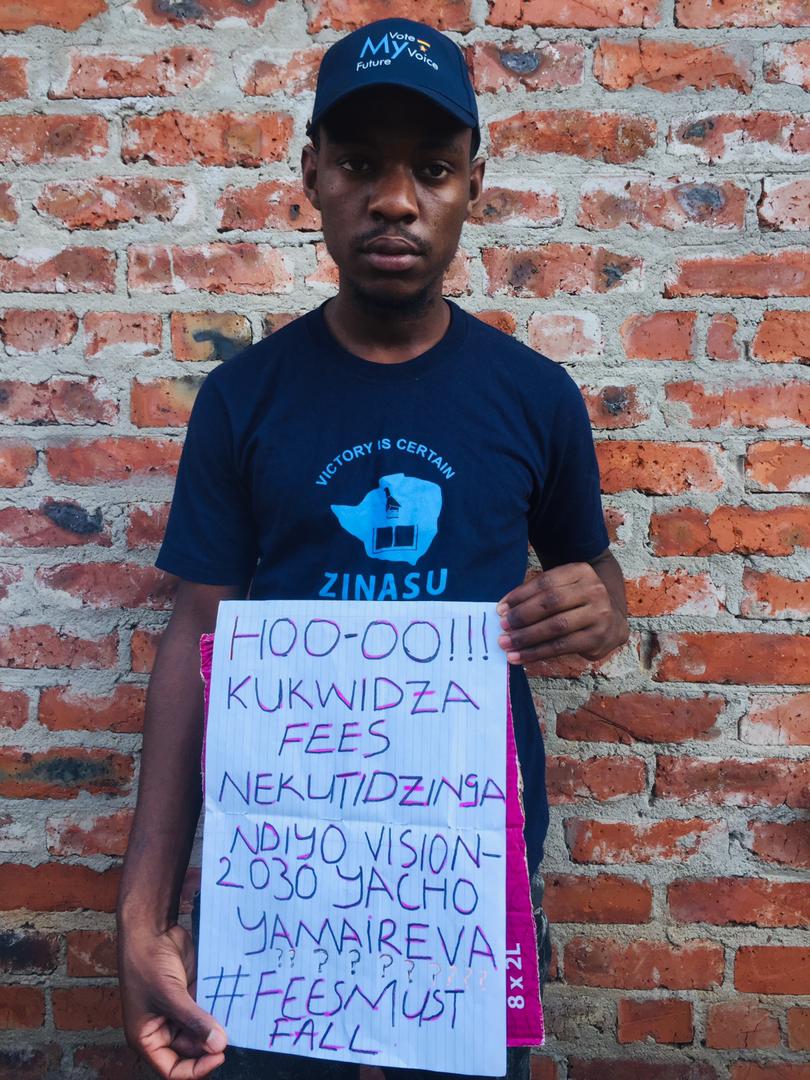 JosephNyamayaro's tweet photo. Students are asking. They need answers #FeesMustFall #Zinasulives https://t.co/8g3B0aYuDJ