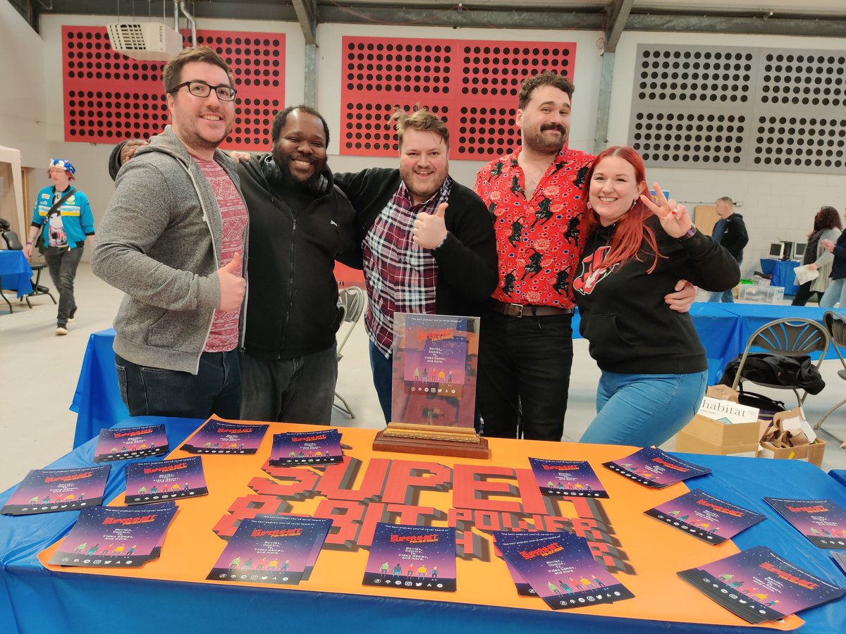 8bit_power_hour's tweet photo. Thanks to everyone at @oll_gaming for the great convention! We had a blast! And also to all you guys that came to see us on stage! Brilliant weekend! https://t.co/TQZk0cwAW6