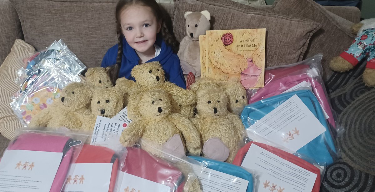JourneyStoma's tweet photo. Jessica's off to alderhey for her appointment and is dropping all these off @ButtonyBear ๐ป๐ค๐#alderhey #buttonybear #kidswithstomas @AlderHey https://t.co/6GllOl2BHX