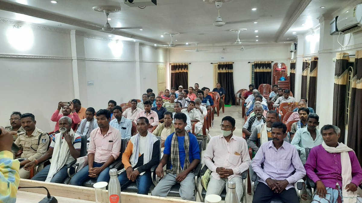 KaranjiaT's tweet image. #Co-ordination meeting with Dehuris on Anti-Poaching Activities.
#Oath taking by Dehuries to Protect Similipal Landscape 
#Conservation of Wildlife.
#Zero Tolerance to Poaching 
#Pana Sankranti
@PCCFWL_Odisha @pccfodisha @CircleRccf @DM_Mayurbhanj @SimilipalNorth