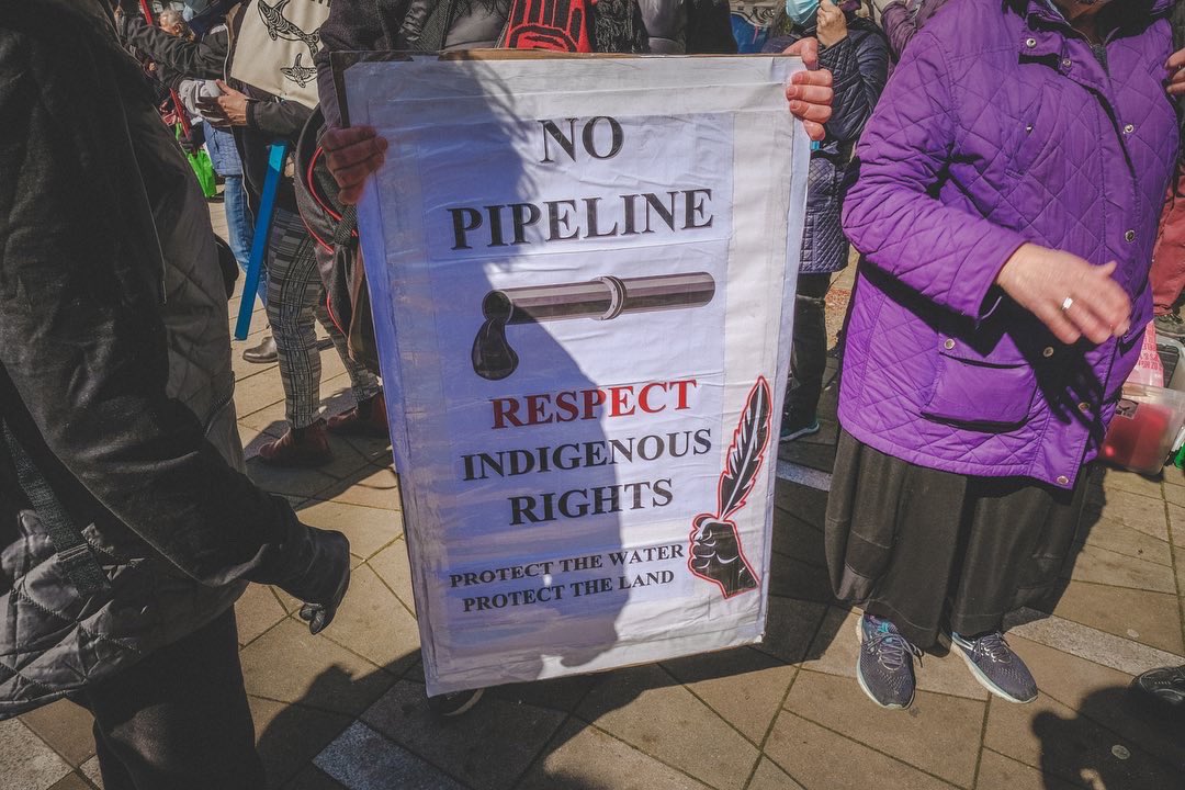 According to the Assembly of First Nations, the doctrine “was the very foundation of genocide.” It became entrenched in laws and policies which continue to this day, helping fossil fuel projects be forced through Indigenous lands. 3/5

#NoPipeline #Indigenous #ClimateActionNow