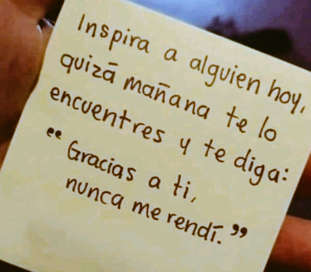 Nunca sabremos en que medida hemos impactado en la vida de alguien, por eso se amable, empatico, trata como te gustaría que te tratasen, se el ejemplo a seguir, el maestro que educa, el padre que guía, siembra buenas raices