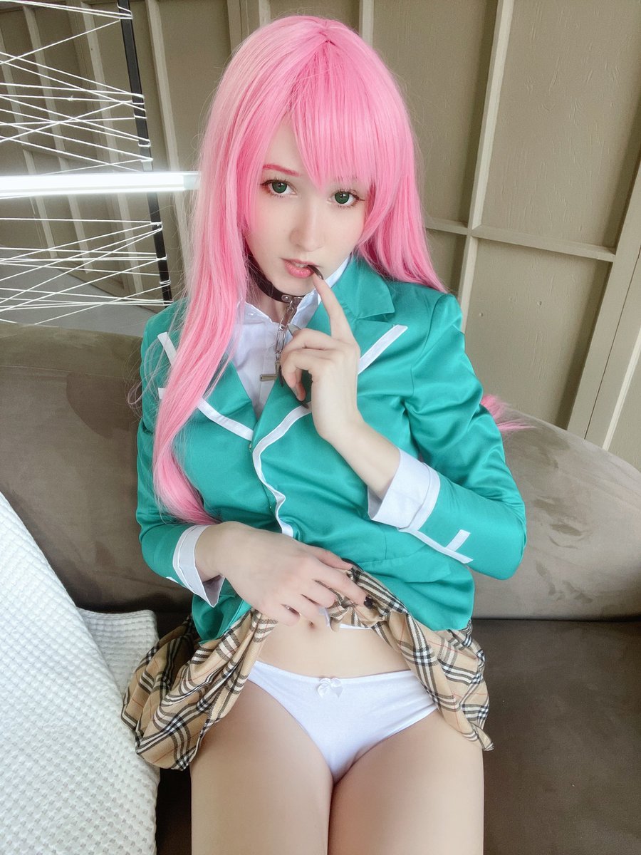 CosplayMex's tweet photo. Moka #Akashiya from #anime “Rosario + Vampire” 🦇 #cosplay

Photo: kawaiifoxtyan https://t.co/vq4lmBKMPe