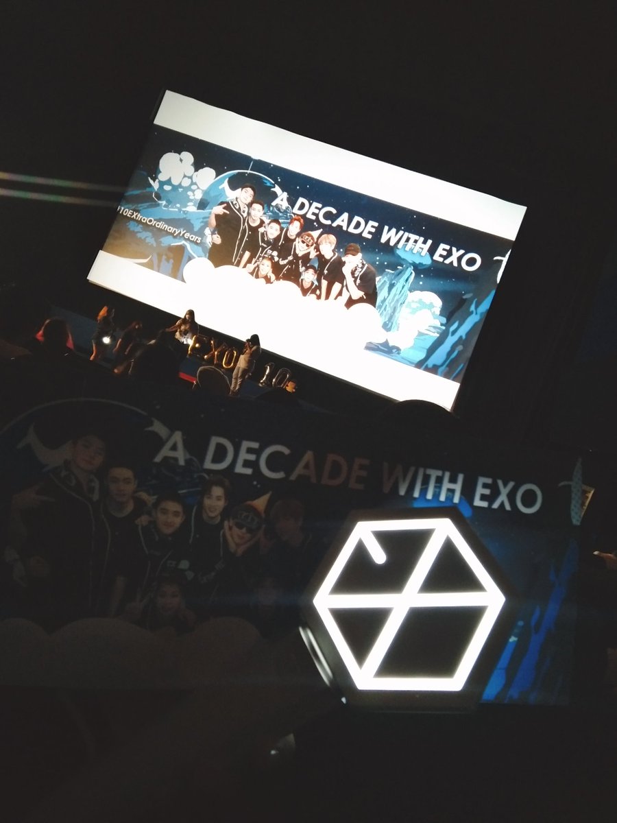 stnEXO4brgtrftr's tweet photo. First event and I enjoyed sm!! Thank you so much @EXOLSpace  sa successful event! AND nakapag uwi pala ako ng sehun photocard 😂♥️ ALSO! Solid niyo talaga  phixo. Sana may susunod pang events from you guys✨ 
#ToInfinityAndBeyondWithEXO
#10EXtraOrdinaryYearsWithEXO https://t.co/GXIf7yeP3x