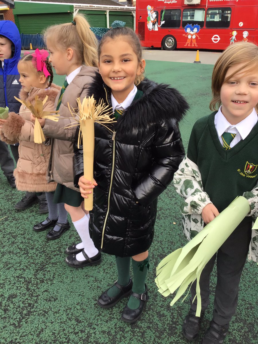 sjvblackpool's tweet photo. #palms must be donkey day! #palmprocession #SJV2M #SJVRE https://t.co/omgzQEU5IO