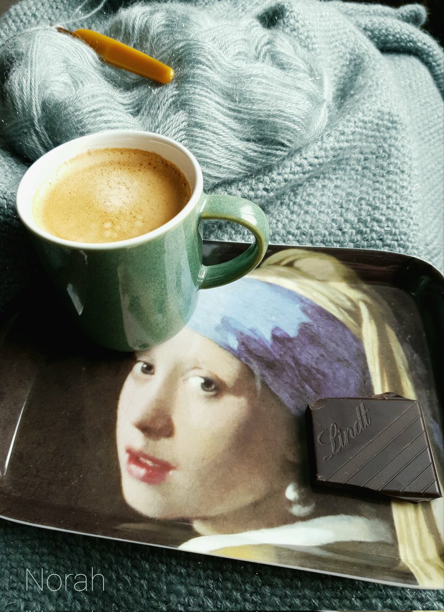 Norahs_Crochet's tweet photo. Mondays be like:
#Coffee
#Chocolate
#Crochet
#WeHaveADeal https://t.co/5yZmRuDU2O