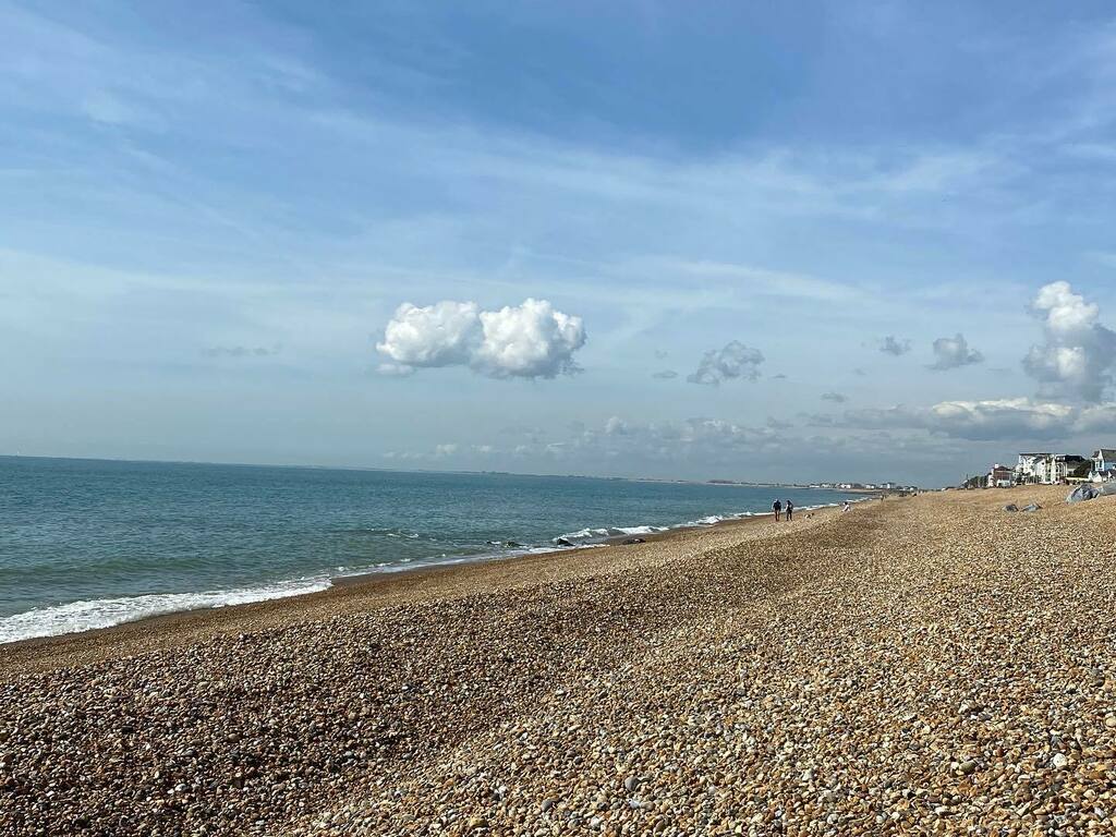Puffy cloud. instagr.am/p/CcM-5tNs3ZB/