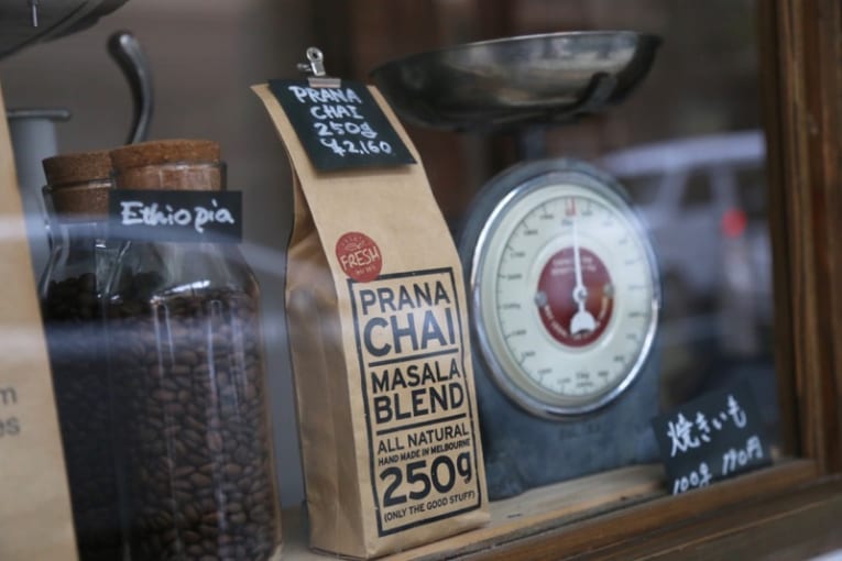 ◆ 北九州で行列！オリジナルレシピのソフトクリーム

【秋限定のモンブランは悶絶級の美味しさ】太くて口金でしぼられたソフトクリームは、口に含んだときのなめらかさが断然違う！　北海道産生クリームがたっぷり使われていて、濃厚なのに後味スッキリ｜<a href="/herenowjp/">HereNow JP</a>
▼
herenow.city/kitakyushu/ven…