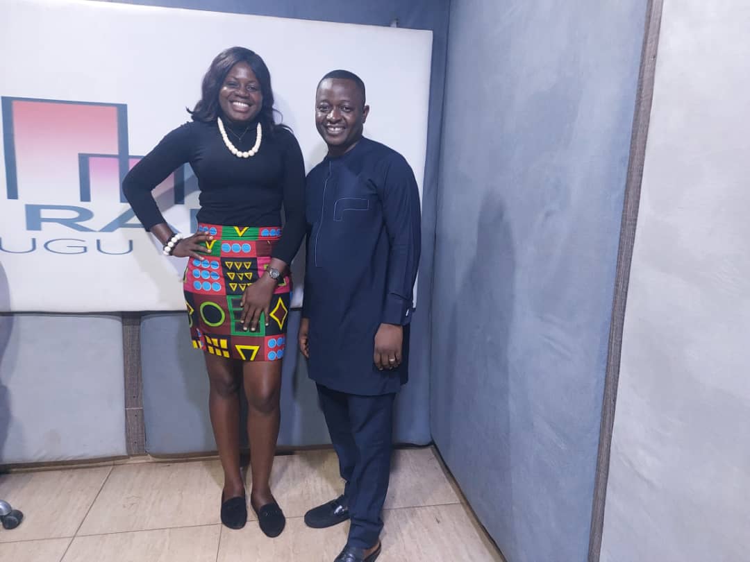 ify_adaide's tweet photo. DR. ỌNWỤDIWE ELIJAH (Consultant Obstetrician Gynaecologist, IVF Expert UNTH Enugu, and the MD Pink Petals Fertility Clinic Enugu) gave a clear information on Postpartum Psychosis, stating that it is not madness or anything related to that. @UrbanRadio945 #HealthCare #Adaide https://t.co/Ty58BwU4vr