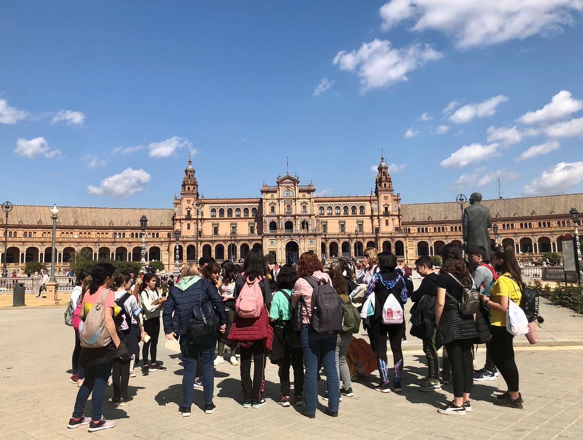 Discovering the beauties of Sevilla within our beautiful project “Where is Beauty”#Erasmusplus#whereisbeauty #beautyiseverywhere #beautywillsavetheworld🌎  #erasmusgeneration #discoverandlearn #travel #nature #history #art <a href="/icbobbio/">I.O. Bobbio</a> <a href="/ceipguliena/">CEIP Guliena</a> <a href="/ErasmusPlusInd/">Erasmus+ INDIRE</a> <a href="/AliagaOrtaokulu/">ALİAĞA ORTAOKULU</a>