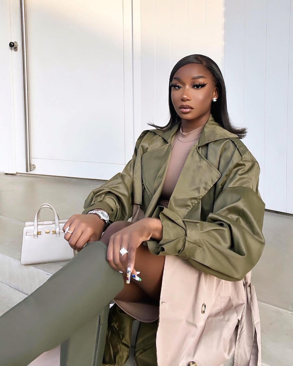 IseeHair's tweet photo. Vintage vibe!! just love it๐ป๐ป
Hair info: Straight Lace Front Wig 14 inch
Hair slayyed by: @lareinedesbelges__๐
Code: Spring save 7$๐๐พ
Comment for the exact hair link!
#iseehairbeauties #iseewigs #iseeprincess #iseedailyshow #bob #hairstyles #shortstraight #springhair https://t.co/IY1FwRXhwR