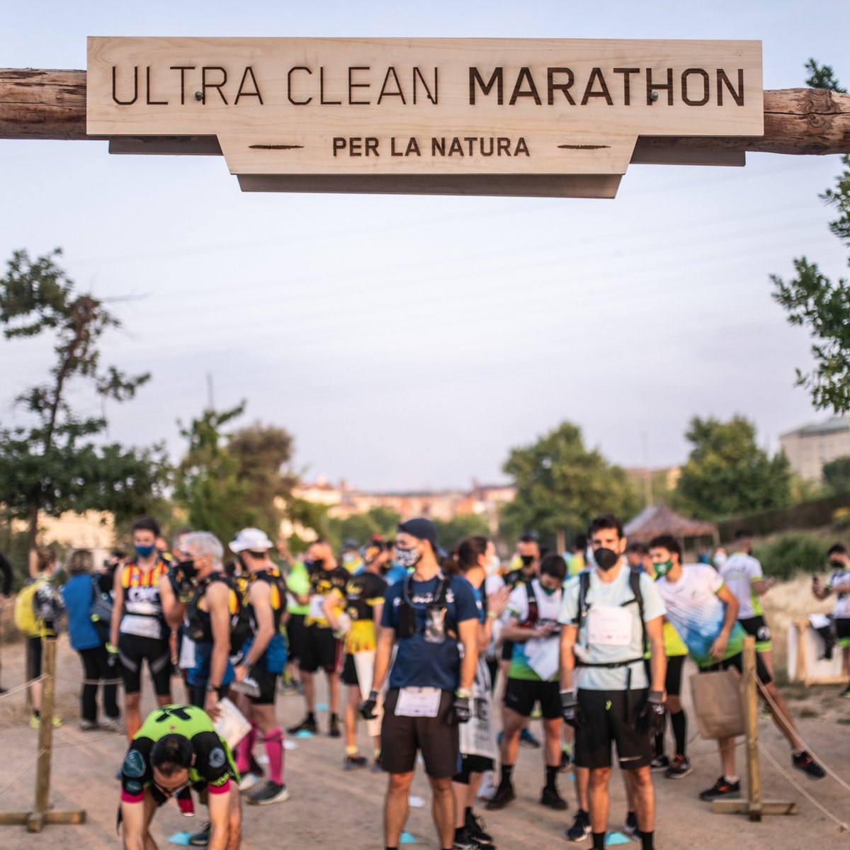 residuscat's tweet photo. Queden 2 mesos perquè arrenqui l'@UCMarathon!

I tu, ja tens el teu equip de #plogging? 🏃‍♀️🏃‍♂️

Inscriu-lo a: 🔗 https://t.co/dRZhz3GVBa 🔗

Per la natura! 🌳🍀♻️ https://t.co/2Y292LKYor