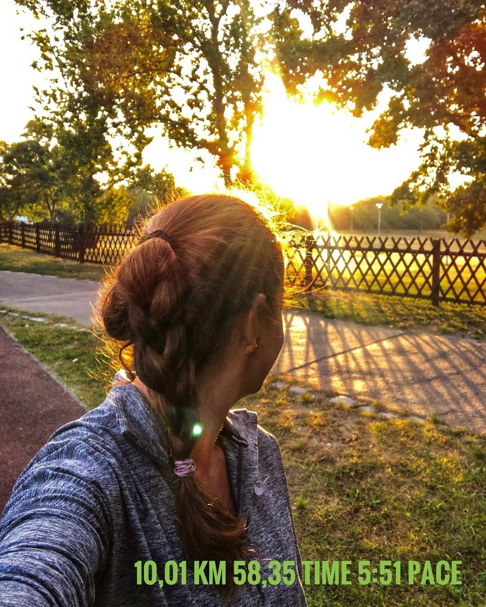 VirginiaB1006's tweet photo. Does running out of fucks , account as cardio? 🙈🤔 https://t.co/ImMe7R1bTz