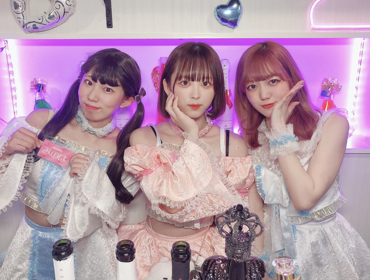 モコナ 変態という名の生物 Saki Snow Twitter