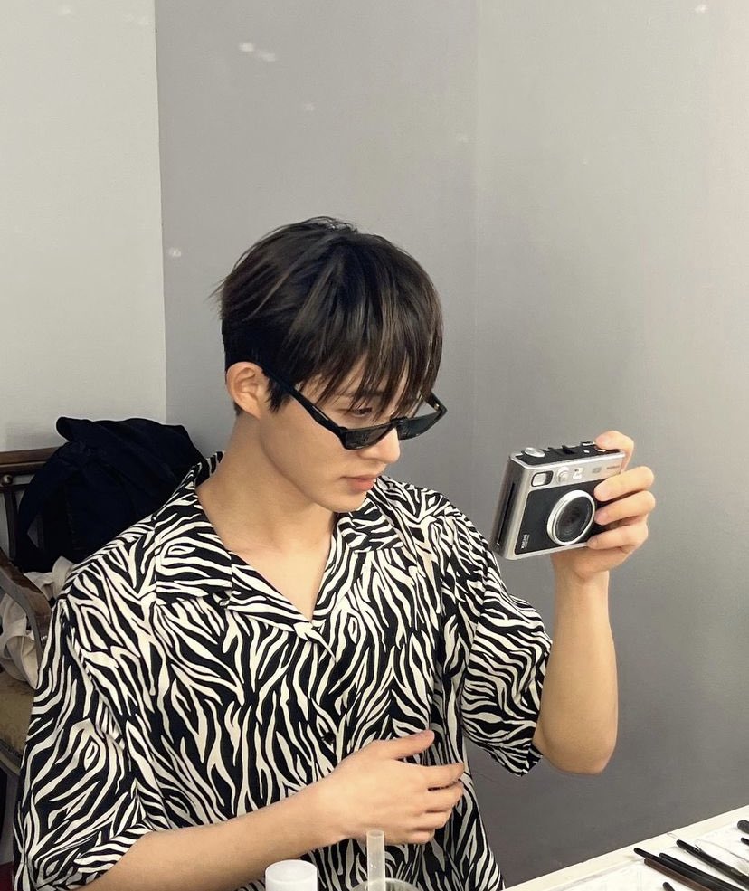 hanbin pics (@hanbinspics) on Twitter photo 