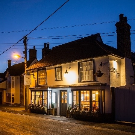 CrownPartner's tweet photo. Do you know the history behind the name @flitchofbaconld?

The Dunmow Flitch of Bacon custom was if any couple after 12 months of marriage could prove that they never argued or regretted their marriage would be rewarded with a flitch of bacon.

#FlitchOfBacon #History https://t.co/DgTRs6AZve