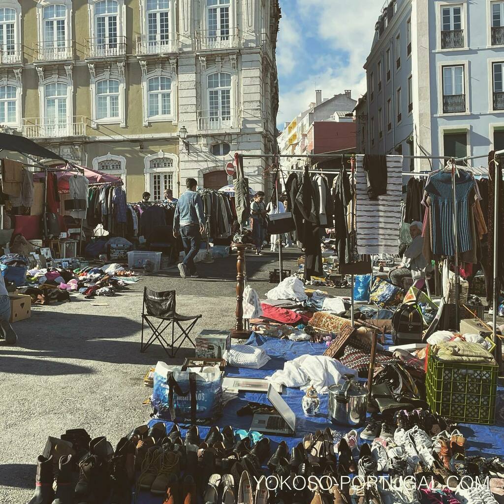 test ツイッターメディア - リスボンの泥棒市、何でも売ってます。 #ポルトガル #リスボン https://t.co/woQCgZx0C8