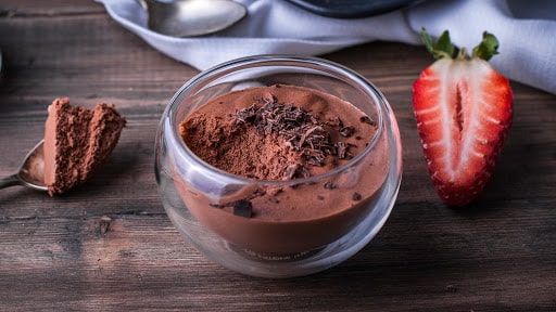 CookHeroGR's tweet photo. Και για αυτους που θέλουν σοκολάτα, Vegan/νηστίσιμη Μους σοκολάτας
 #keto #lowcarb #vegan #vegetarian #με3υλικά

https://t.co/M32yL5IPrm https://t.co/HqiR5FF4aM
