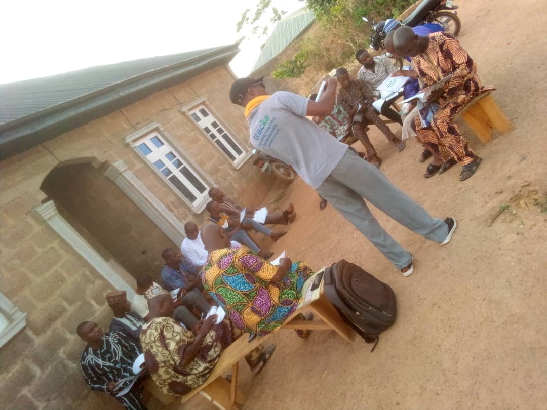 TrackaNG's tweet photo. Our team held a town hall meeting with the residents of 
Omun, Oduola Coker, Osun State.

We enlightened indigenes on the budget and encourage them to take ownership.

We are taking civic education to the grassroots. 

Public funds must work for the people. https://t.co/tJD6Yf3FDG