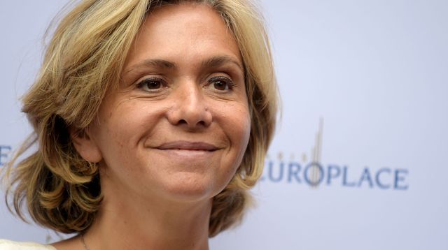 CycloProf's tweet image. Imagine t'as 9 millions d'euros de patrimoine et tu viens pleurer devant les caméras pour un appel aux dons.

Nan je déconne. 

Mais imagine quand même.