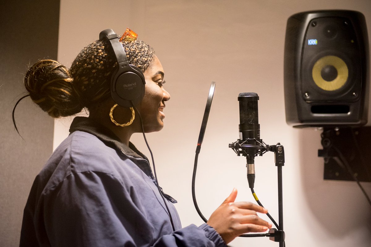 transmission_rh's tweet photo. 📢Job opportunity📢 Want to work with us here at @RoundhouseLDN? Apply to be our Broadcast &amp; Digital Programme Manager. 

Applications close on 22 April, 10am #artsjobs #jobopportunity: https://t.co/83CeRNh4NJ https://t.co/Ax4LWyC7sB