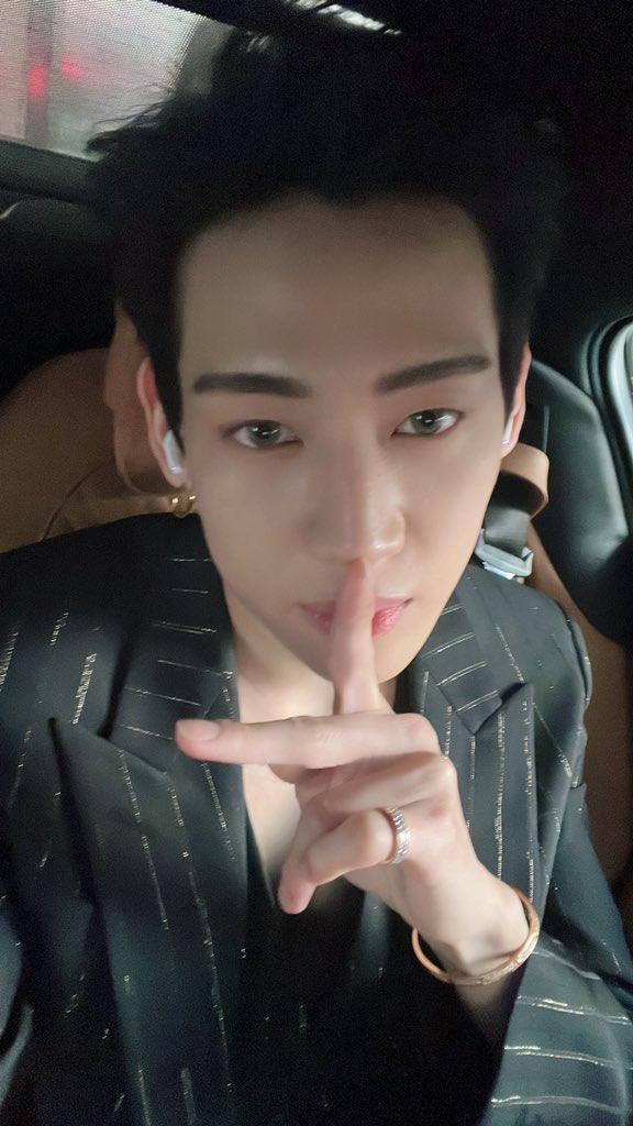 ขอบคุณทุกคนนะครับ💚🥺
ไม่รู้สั้นไปรึเปล่า แต่เดียวเจอกันอีกเร็วๆนี้นะครับ