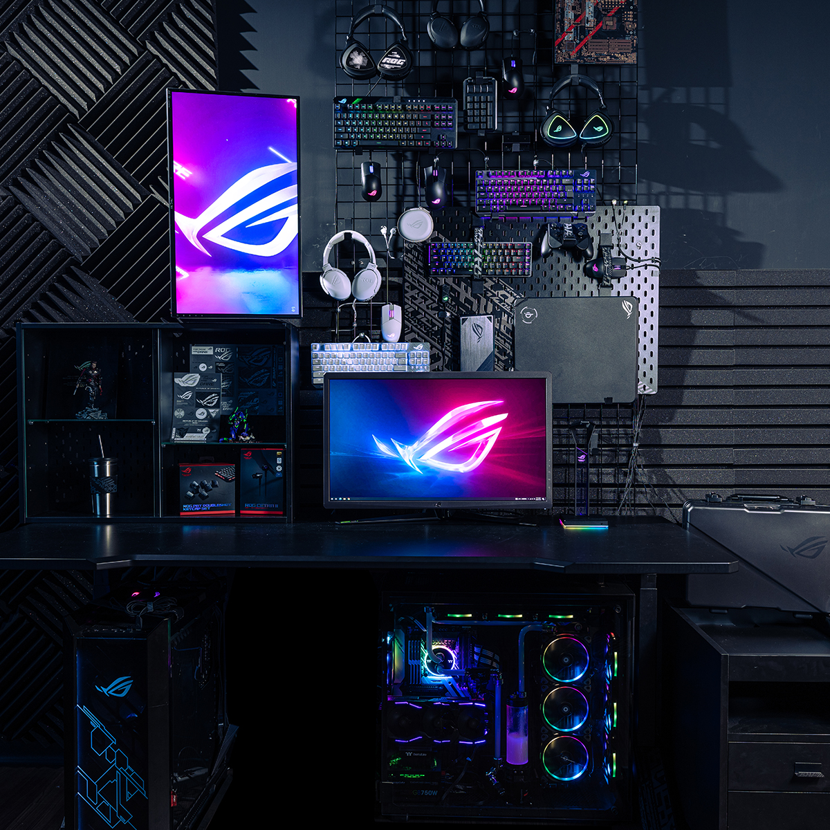 ASUS_ROG's tweet photo. Am I dreaming? I see ROG everywhere!🖥️❤️🔥
Which is your favorite 1-4? Join the #ROGGameInStyle Giveaway to win more gear for your PC. 👇
https://t.co/KYO1h3WghT
@IntelGaming @CORSAIR
@gskillgaming @kingstontech @teamgroupinc @XPG_Global https://t.co/wM3L63O1Nf
