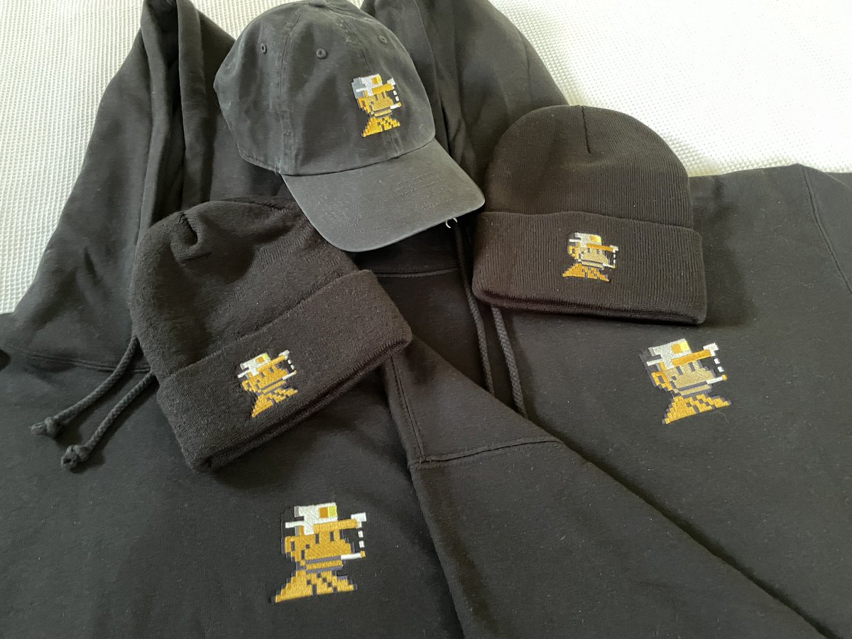 The one benefit to being the crash-test monke for the <a href="/MonkeDAO/">MonkeDAO🍌</a> merch drop - you get to keep the samples and seconds.

Huge thanks to <a href="/CryptoBasedGod/">BiHi (buy-high)</a> and <a href="/arpee_monke/">arpee</a>! Can’t wait for the branded merch drop coming soon 🔥