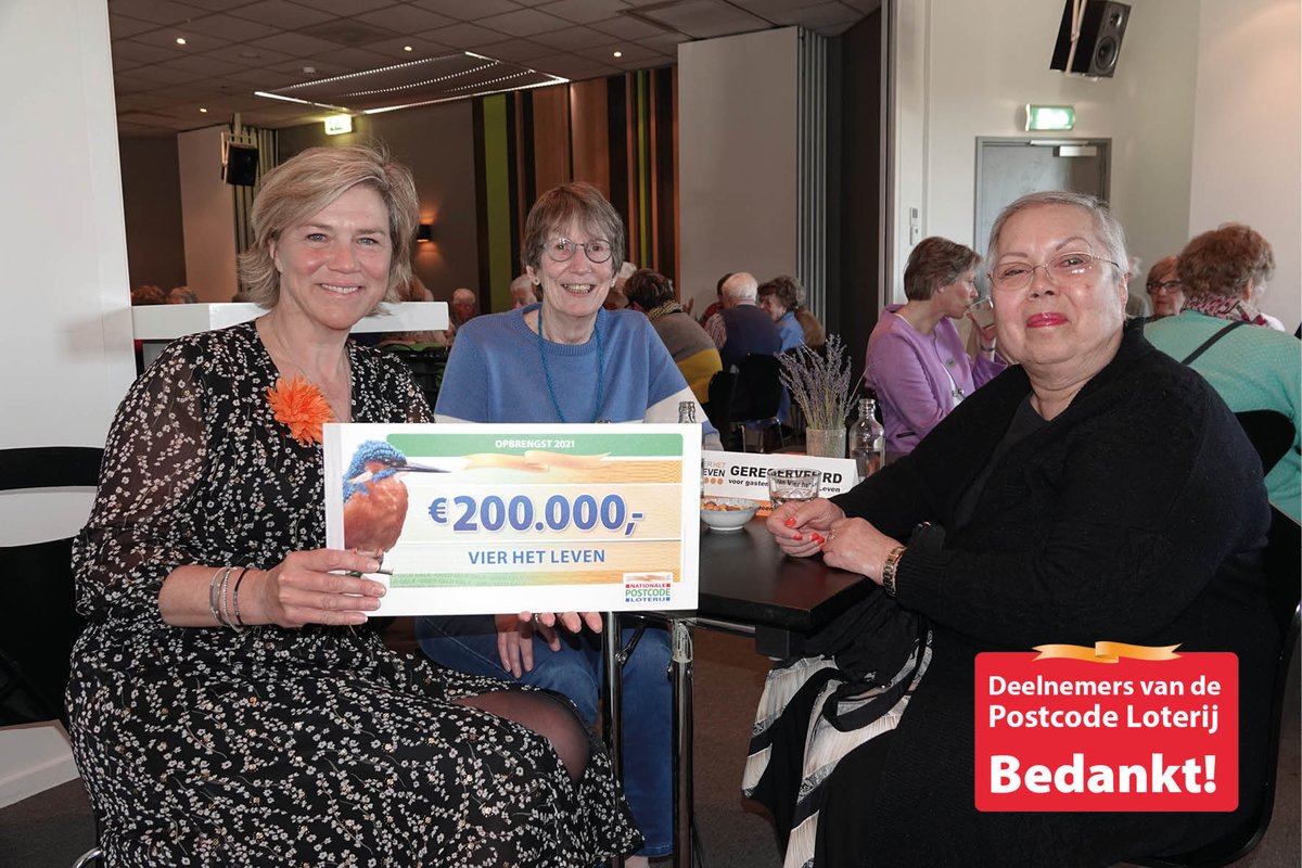 Enorm blij met de bijdrage die we ook dit jaar weer mochten ontvangen van de <a href="/PostcodeLoterij/">Postcode Loterij</a>!  Wij willen alle deelnemers ontzettend bedanken; dankzij jullie kan Vier het Leven ouderen oprechte aandacht bieden en inspirerend sociaal cultureel aanbod verzorgen. #deelnemersbedankt