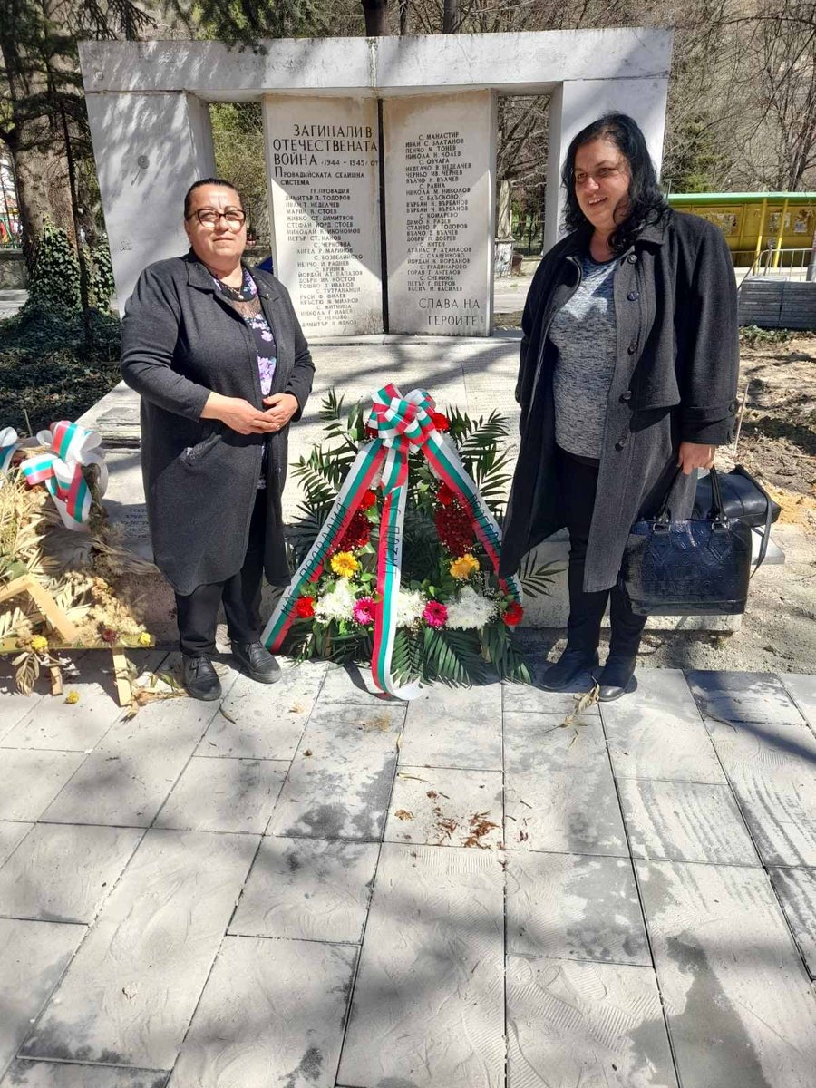 ROMACT_EC_CoE's tweet photo. 👏👏Happy to see that #ROMACT #Belograchik #Botevgrad #Provadia #SlivoPole #Rakovski 🇧🇬 celebrated #InternationalRomaDay last Friday!
A glimpse⬇️
#EU4Roma https://t.co/ovjEI0jzPz