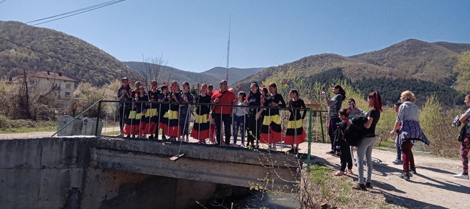 ROMACT_EC_CoE's tweet photo. 👏👏Happy to see that #ROMACT #Belograchik #Botevgrad #Provadia #SlivoPole #Rakovski 🇧🇬 celebrated #InternationalRomaDay last Friday!
A glimpse⬇️
#EU4Roma https://t.co/ovjEI0jzPz