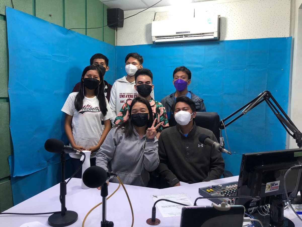 clbphils's tweet photo. LOOK: Scenes during the weekly radio program of CLB, Ang Kabataan Karon, with our staff and child rights advocates (CRAs) on Saturday afternoon, April 9. https://t.co/EVXfSLZFxs