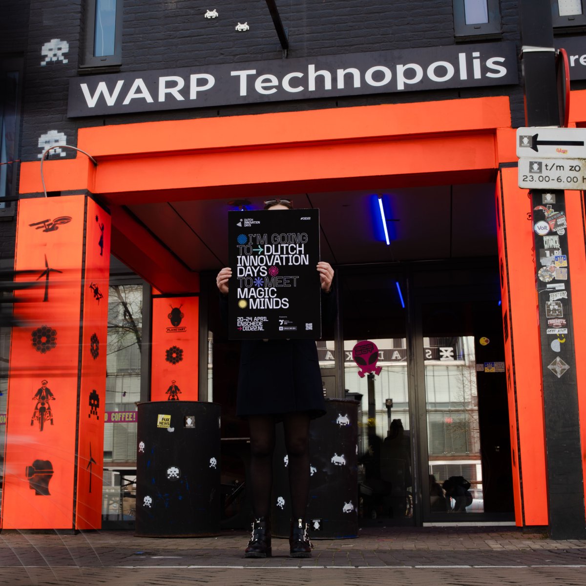 Waar DID22 zich afspeelt!

Op de zaterdag kan je op verschillende locaties in Enschede binnenlopen voor de expositie. De expositie is naast ConnectU te bezoeken in @Tetem, <a href="/WarpTechnopolis/">Warp Technopolis</a>, <a href="/tkkrlab/">TkkrLab</a>, @demuseumfabriek, het @RijksmuseumT, het <a href="/volginc/">INC</a> en het <a href="/FabLabEnschede/">FabLab Enschede</a>

#did22