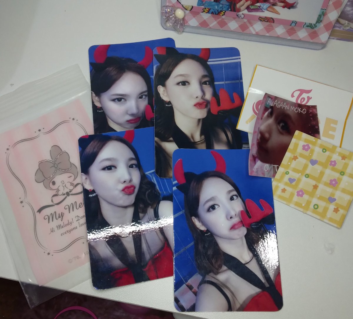 lvrmgyu_'s tweet photo. —「#05mails 」✴︎ 

Hello @district16_co  !, Thank you so much 4 cute packing >< uwu. Hahahah .. so yun sign nyu na bumili ng nayeon devil replica super sparks >< and its so cute AAaaaa .. tysm again ! 🧁💜

#tydistrict16 https://t.co/og8U8sszrz