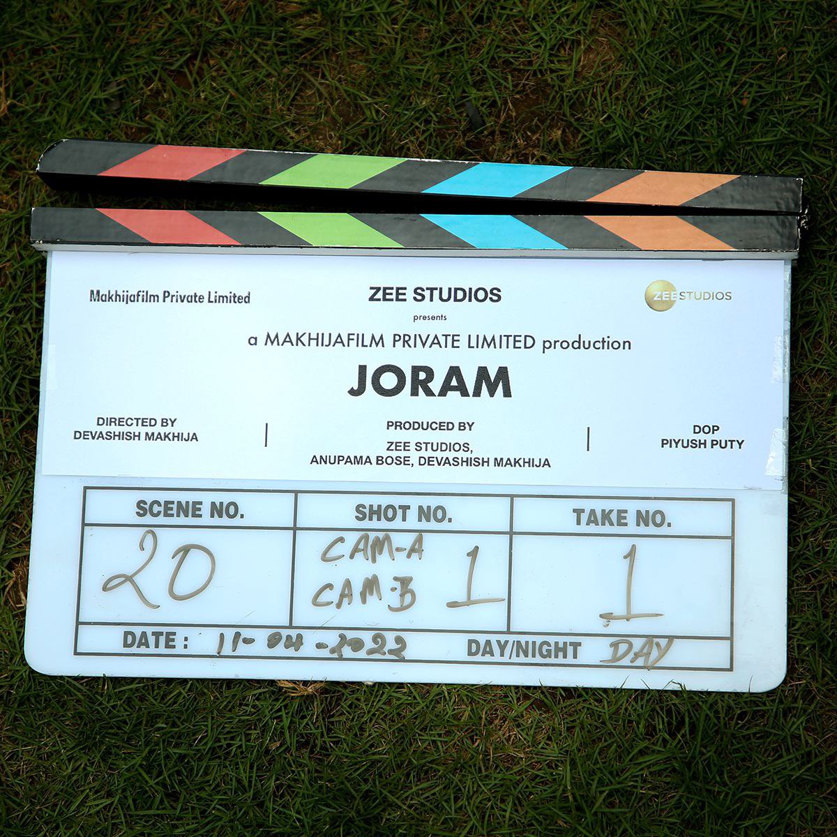Getting started with a new experience, #Joram!🎬 Can’t wait to present it in front of you all!🙌🏻 @nakdindianfakir @piyushputy #MakhijaFilm @ZeeStudios_ #joramthefilm #ShootBegins