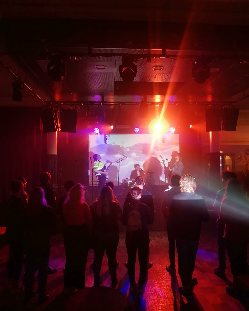 MmtTamk's tweet photo. The D.A.N.C.E  Deluxe Arts ’N’ Culture Event was an iWeek event held at Yo-talo. It was a celebration of the return of live gigs and performed by artists studying music production at TAMK. TAMK's media students were also responsible for the video graphics behind the performances. https://t.co/I5sr1xSEF2