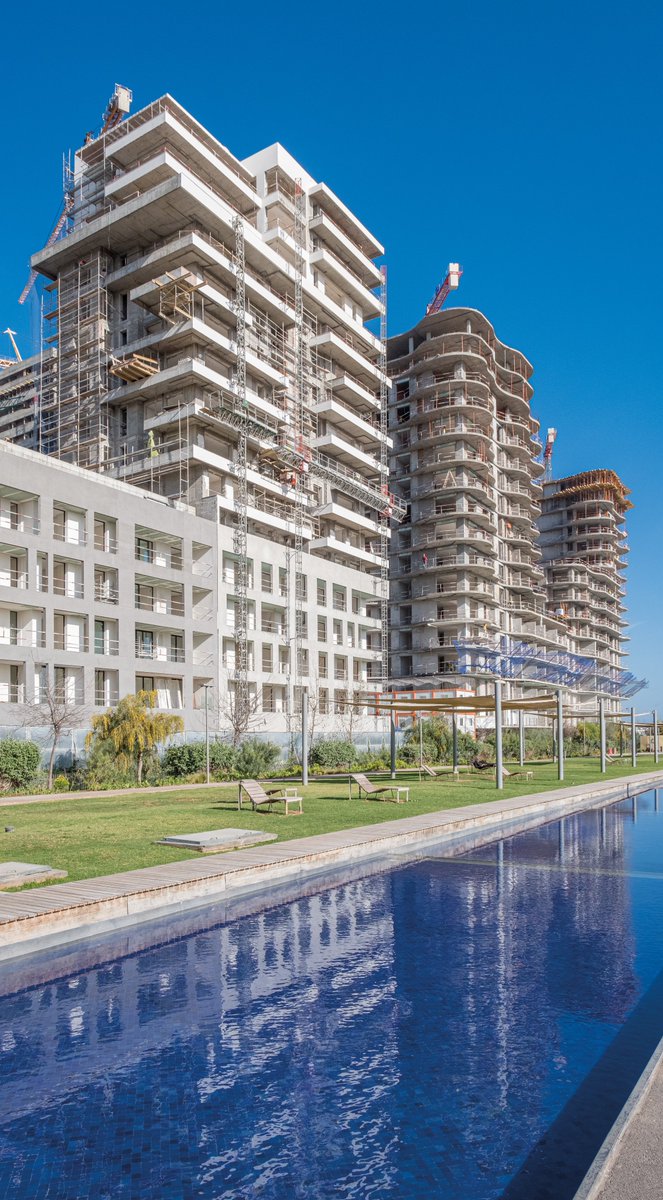 anfa_casa's tweet photo. Les travaux de construction de Luxuria Tower se poursuivent. 
Le projet résidentiel de la CGI situé au sein du quartier de la place financière et en front de parc est conçu par le cabinet d’architecture Studio YN sur une hauteur de 15 étages. https://t.co/YwTldSImIM