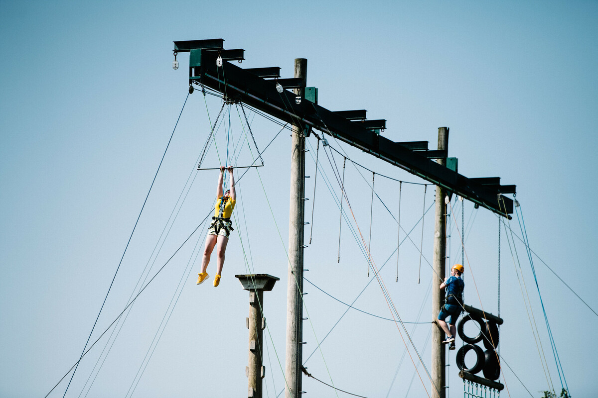 Aged 13 – 17? Join us from 17 – 19 June at Find Your Sense of Tumour, an incredible weekend with other people your age who’ve had cancer too!
Find out more &amp; register 👇
teenagecancertrust.org/help-and-suppo…