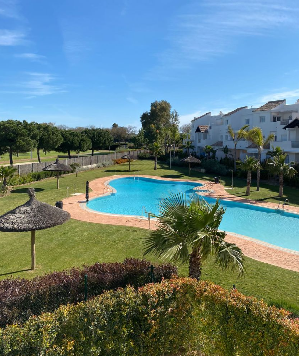 JardinesLago's tweet photo. Jardines del Lago os espera en #SemanaSanta parece recibiros como os merecéis.

#JardinesLago #costaBallena #JardinesMajadales. https://t.co/mweKO1Jb7W
