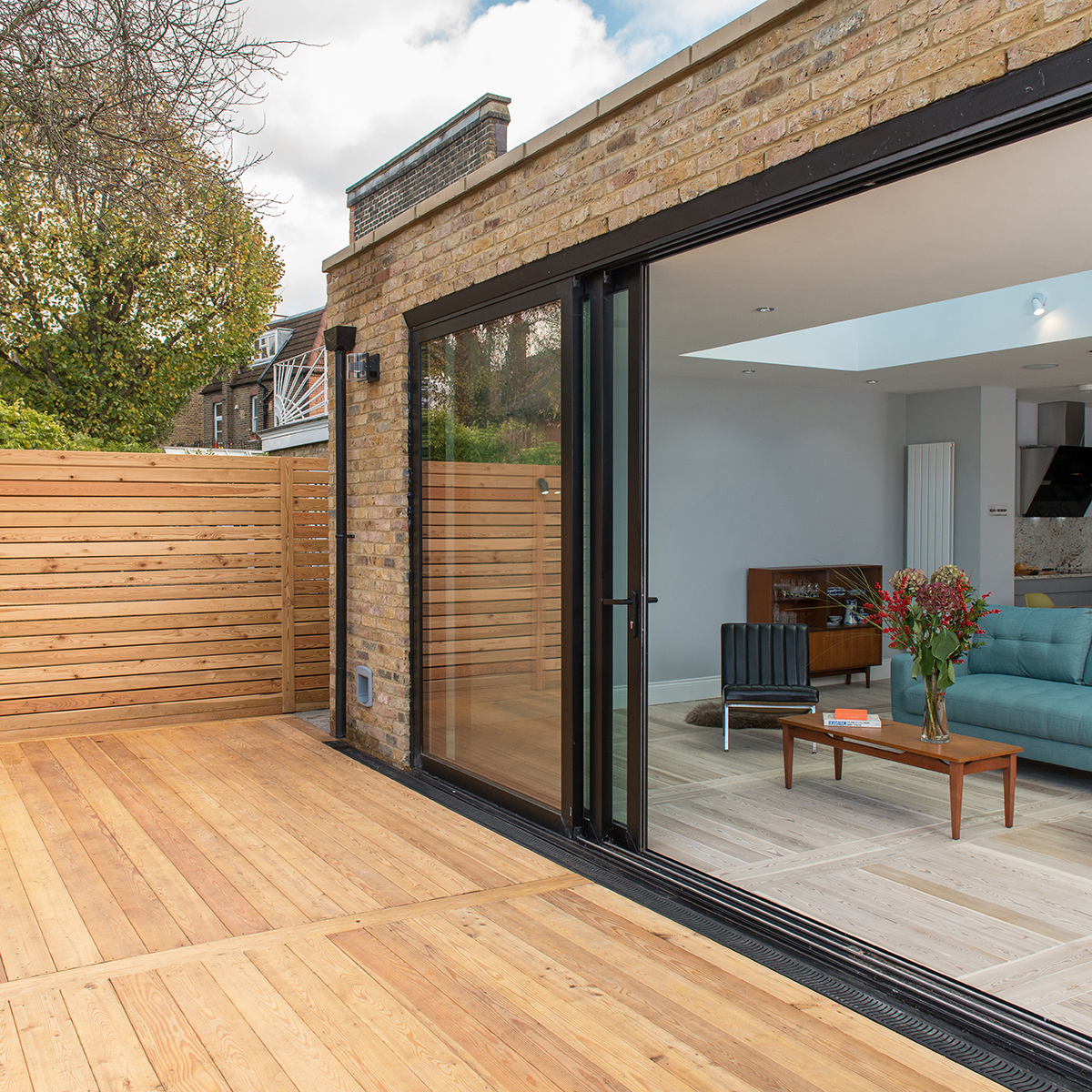SilvaTimber's tweet photo. Spring offers on our website 🐣���

10% off :
Yellow Balau Decking
20 x 44mm Siberian Larch Battens 
@Owatroluk Products
27 x 140mm Siberian Larch B Grade Decking

Offers end 31st May 2022.
https://t.co/WYtLKhWqIw

#springoffers #easter #silvatimber #decking #fencing https://t.co/gtcM20lEU8