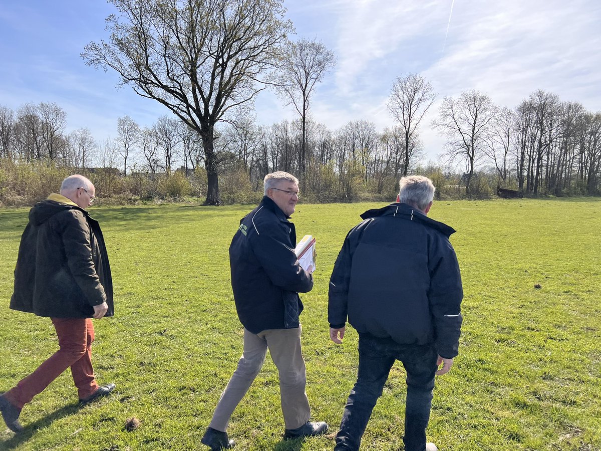 jeroenLux's tweet image. Deze ochtend een erfscan bij mogen wonen. Een regeling waarmee particulieren hun erf een boost in biodiversiteit kunnen geven. @IVNUden